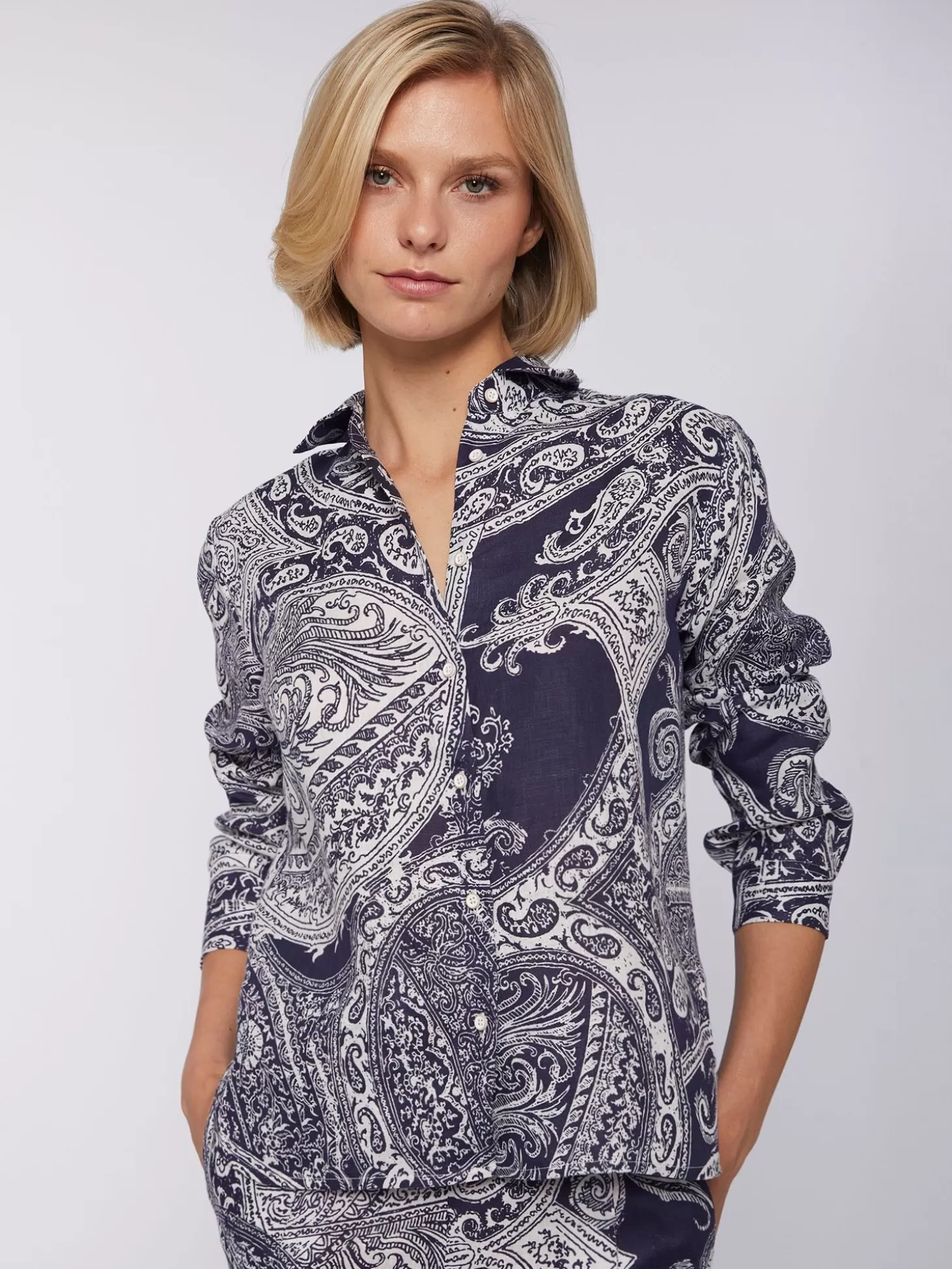 Vilagallo Shirt Isabella Navy Paisley Linen*Women Shirts